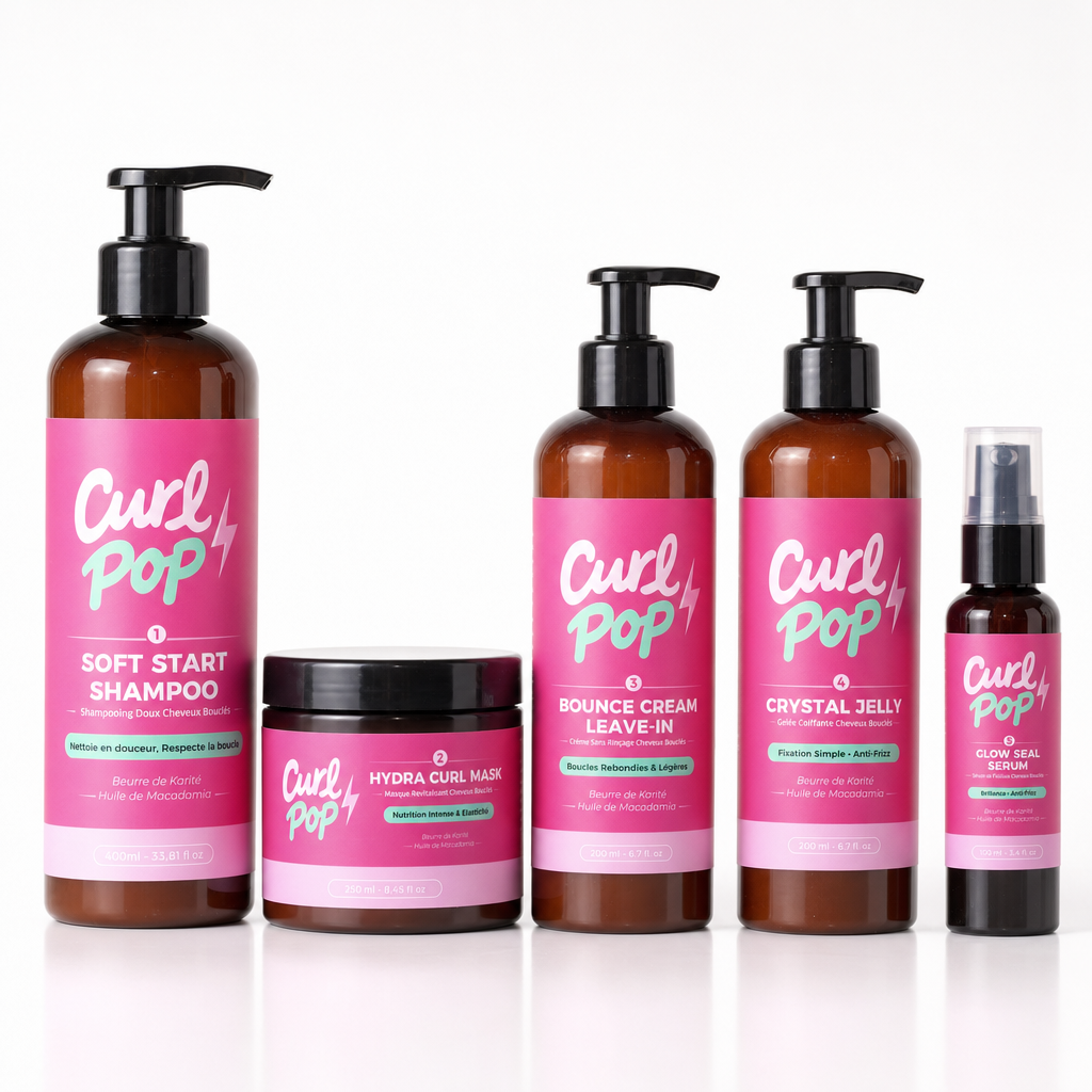 La Routine Complète Curl Pop — les 5 étapes alignées sur fond blanc